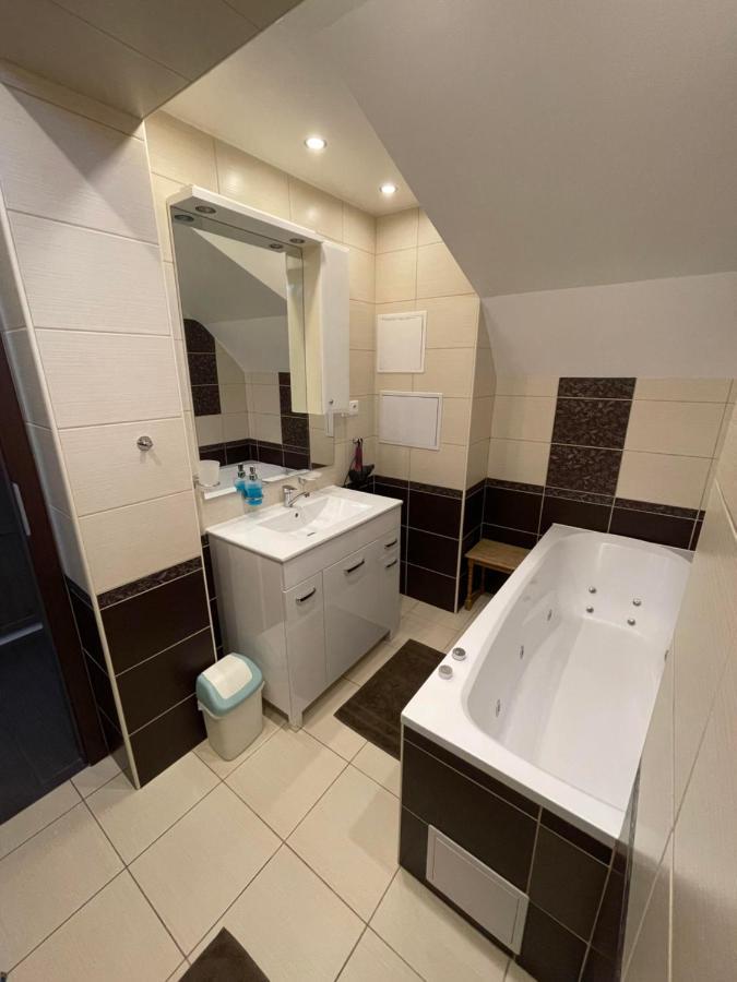 Apartmany Diana Dunajská Streda Exterior photo