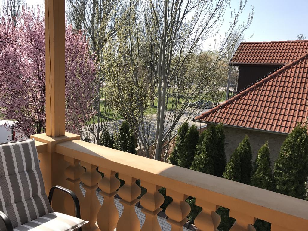 Apartmany Diana Dunajská Streda Exterior photo